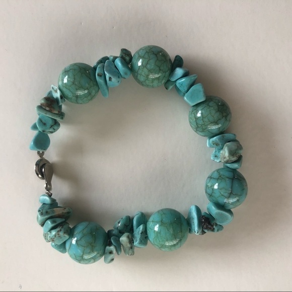 Turquoise beaded handmade bracelet - Picture 1 of 4